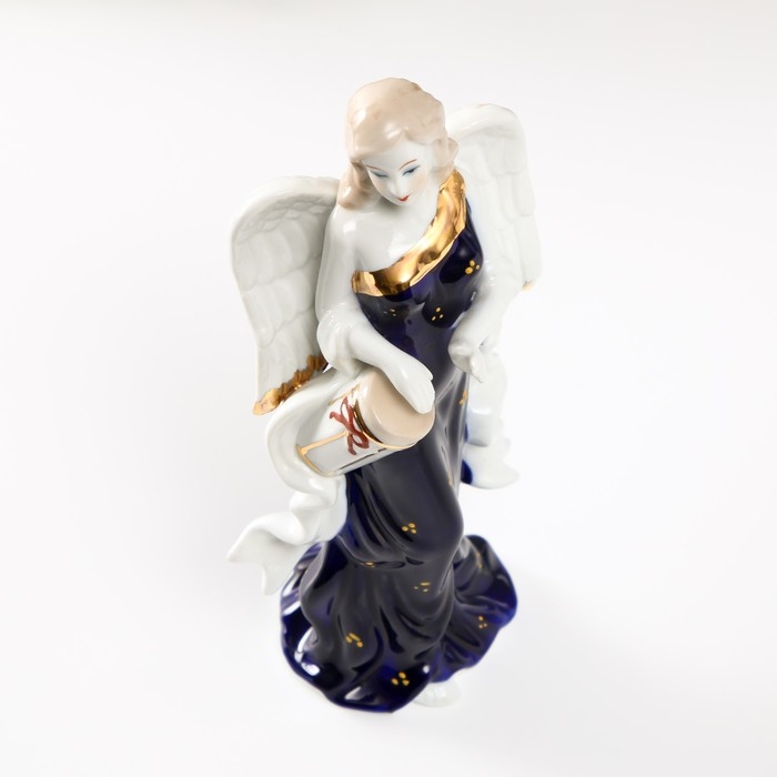 Сувенир фарфор Ангел с барабаном кобальт 20см