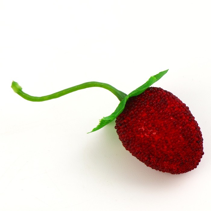 Декор «Земляника» набор 50 шт., размер: 2,5 × 2,5 см Декор «Земляника» набор 50 шт., размер: 2,5 × 2,5 см