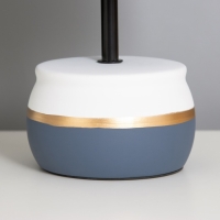 Лампа настольная "Айше" 1х40Вт Е14 белый/фиолетовый 18х18х32см