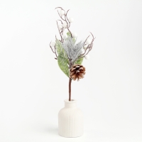 Новогодний декор &laquo;Золотая веточка&raquo;, с шариком, 32 &times; 13 &times; 8 см