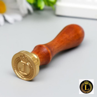 Печать для сургуча с деревянной ручкой "Корона с буквой L" 9х2,5х2,5 см Печать для сургуча с деревянной ручкой "Корона с буквой L" 9х2,5х2,5 см