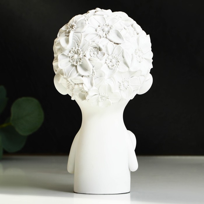 Статуэтка полистоун &laquo;Любовь&raquo; цвет белый 12 х 6,5 х 22 см