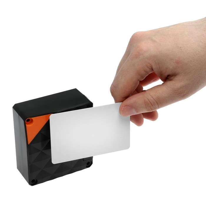 Электронный замок LOCKLAND, RFID, mifare one частота 13.56MHz, две ключ-карты в комплекте Электронный замок LOCKLAND, RFID, mifare one частота 13.56MHz, две ключ-карты в комплекте