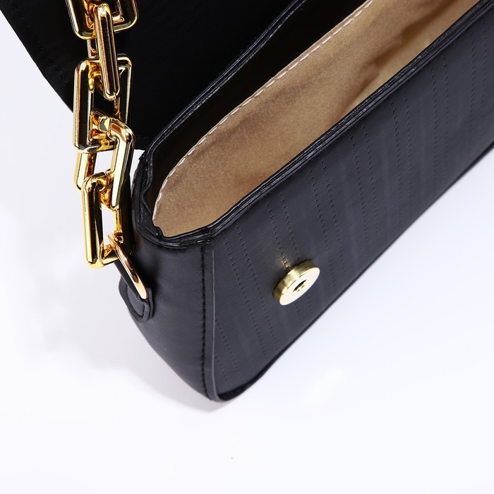 Сумка-мессенджер на магните, цвет чёрный