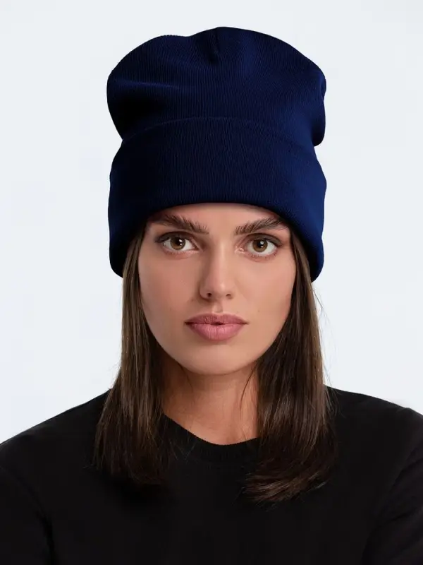 Шапка Real Talk, темно-синяя Шапка Real Talk, темно-синяя