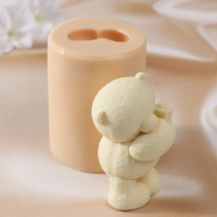 Молд силиконовый "Мишка с подарком" Силикон 8х5,5х5 см Молд силиконовый "Мишка с подарком" Силикон 8х5,5х5 см