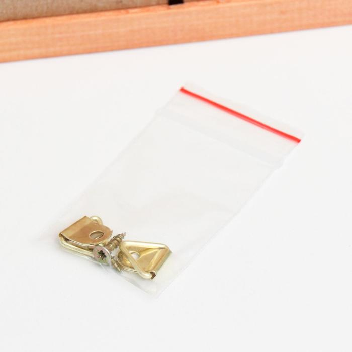 Фоторамка 40х50 см орех (пластиковый экран)