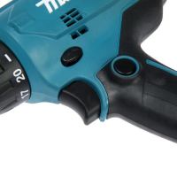 Дрель-шуруповерт сетевая Makita DF0300, 320 Вт, 2 скорости, 450/1500 об/мин, 56 Нм, реверс Дрель-шуруповерт сетевая Makita DF0300, 320 Вт, 2 скорости, 450/1500 об/мин, 56 Нм, реверс