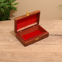 Шкатулка "Листики" дерево 20х13х6 см Шкатулка "Листики" дерево 20х13х6 см