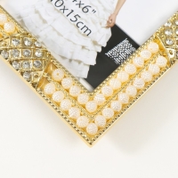 Фоторамка 3083 10х15 см "Жемчуг" пластик, цв. золото Фоторамка 3083 10х15 см "Жемчуг" пластик, цв. золото