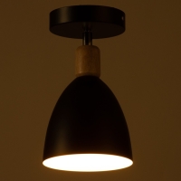 Спот "Дан" Е27 40Вт черный 14х14х24 см Спот "Дан" Е27 40Вт черный 14х14х24 см