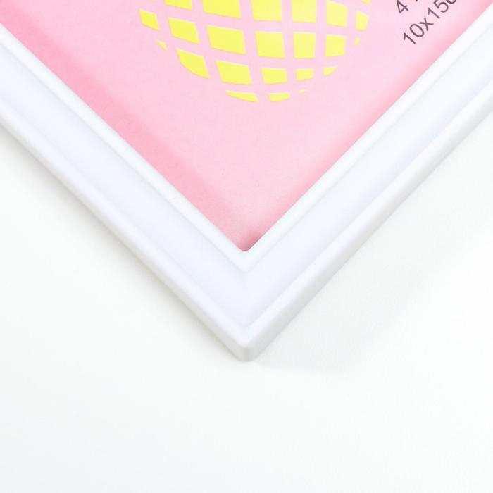 Фоторамка пластик на 3 фото 10х15 см Фоторамка пластик на 3 фото 10х15 см "Два слона" белая 22х43х2 см