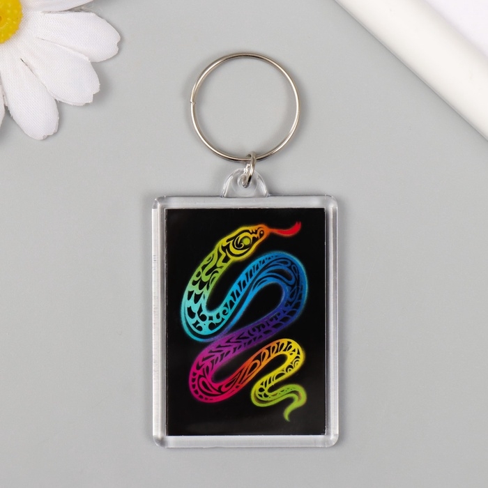 Новогодний брелок акрил Новогодний брелок акрил "Неоновая змея" 3,5х5 см