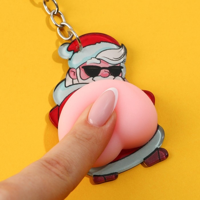 Брелок новогодний, для ключей, мялка «Дед мороз» 4,4 х 12,3 см Брелок новогодний, для ключей, мялка «Дед мороз» 4,4 х 12,3 см