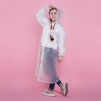 Дождевик взрослый плащ &laquo;Наслаждаюсь дождём&raquo;, размер 42-48, 60 х 110 см, цвет белый