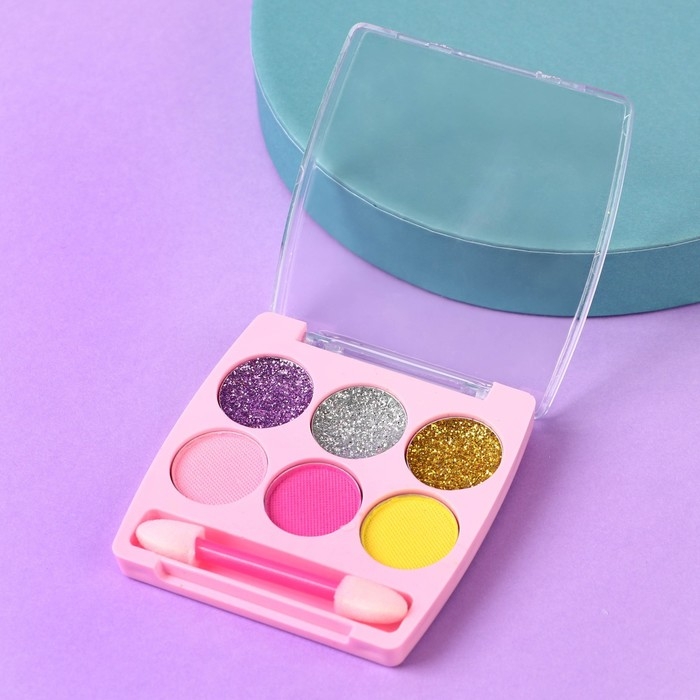 Набор детской косметики с наклейками «Волшебной девочке», тени, блеск для губ Набор детской косметики с наклейками «Волшебной девочке», тени, блеск для губ