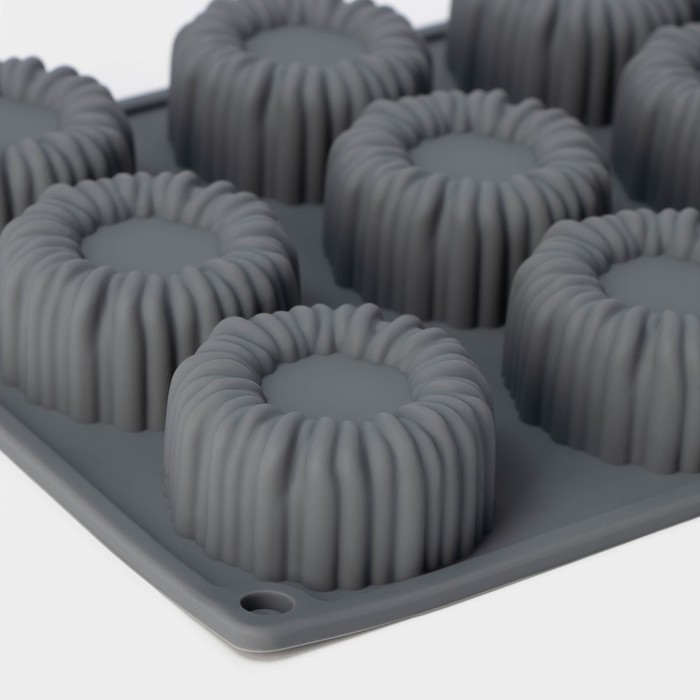 Форма для выпечки и муссовых десертов KONFINETTA «Шарлотт», силикон, 27,5×17,5×2,5 см, 12 ячеек (5×2,5 см), цвет серый Форма для выпечки и муссовых десертов KONFINETTA «Шарлотт», силикон, 27,5×17,5×2,5 см, 12 ячеек (5×2,5 см), цвет серый