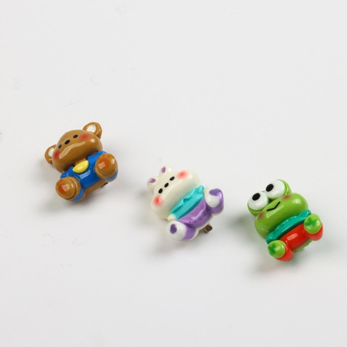 Набор пластиковых значков Набор пластиковых значков "Веселая вечерина", 3 шт, 2,1 х 2,9 см