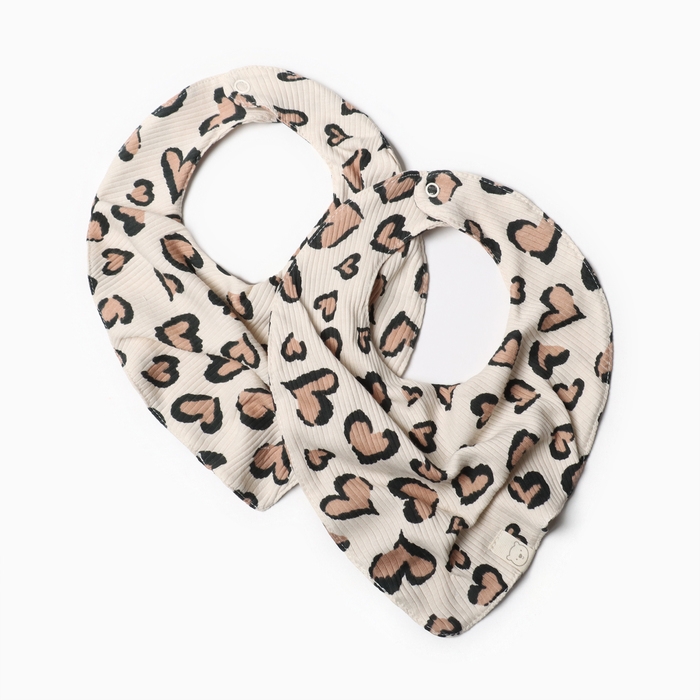 Набор слюнявчиков на кнопках Крошка Я Leo love, 2 шт Набор слюнявчиков на кнопках Крошка Я Leo love, 2 шт