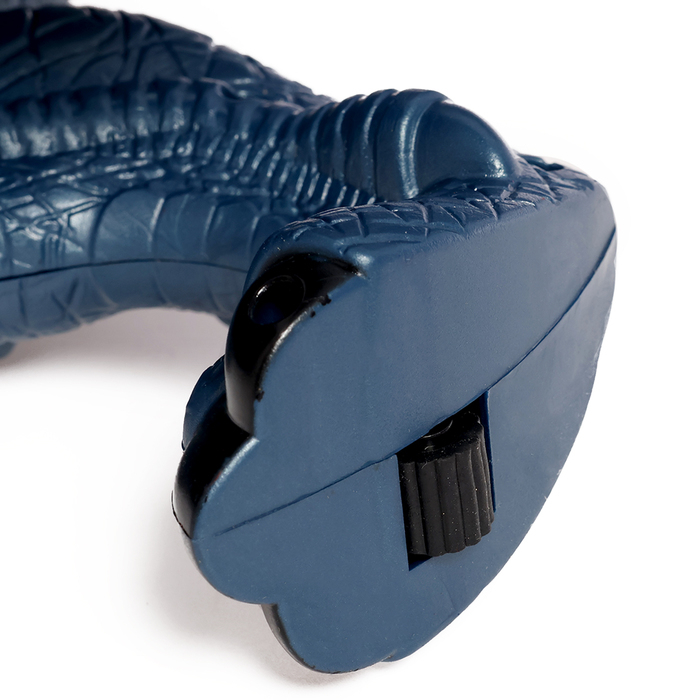 Дракон радиоуправляемый, дышит паром, световые и звуковые эффекты, работает от батареек Дракон радиоуправляемый, дышит паром, световые и звуковые эффекты, работает от батареек