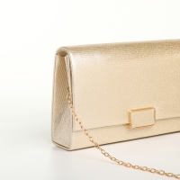 Сумка-клатч на магните, цвет золотой