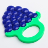 Прорезыватель силиконовый &laquo;Виноградик&raquo;, Крошка Я