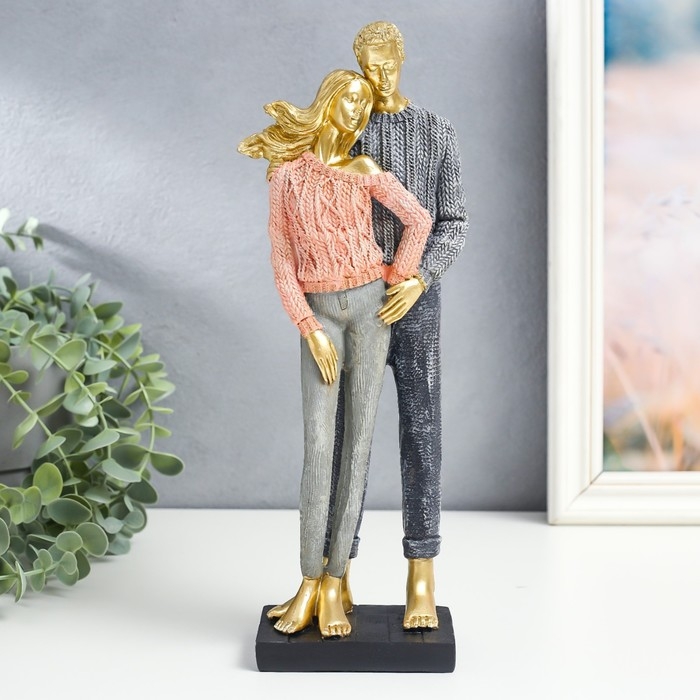 Сувенир полистоун Сувенир полистоун "Влюблённая парочка, в свитерах" 10,5х6,3х30 см