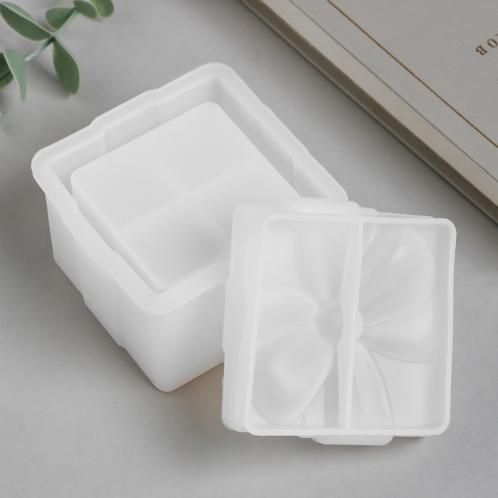 Молд силикон "Шкатулка - бантик прямоугольная" с крышкой 7,7х7,6х6,6 см