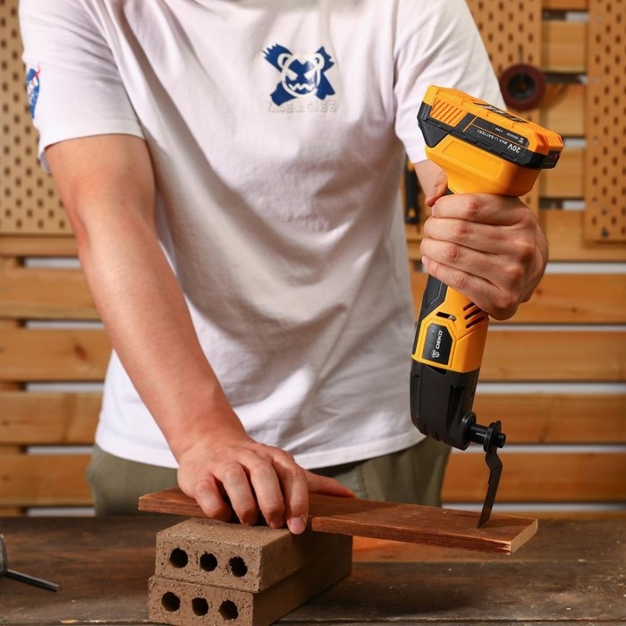 Реноватор аккумуляторный DEKO DKOT20 Multi, 2 Ач, 20 В, 18000 кол/мин, 4 насадки Реноватор аккумуляторный DEKO DKOT20 Multi, 2 Ач, 20 В, 18000 кол/мин, 4 насадки