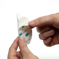 Ручка мебельная самоклеющаяся CAPPIO, L=95 мм, пластик, цвет белый Ручка мебельная самоклеющаяся CAPPIO, L=95 мм, пластик, цвет белый