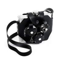 Подарочный набор 4 в 1: фляжка 900 мл, 3 складных стакана по 70 мл, в чехле Подарочный набор 4 в 1: фляжка 900 мл, 3 складных стакана по 70 мл, в чехле