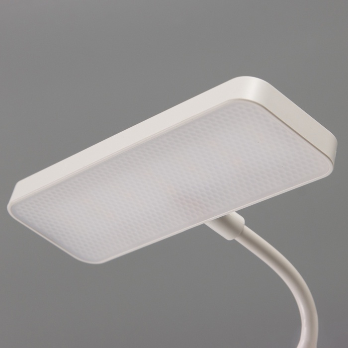 Светильник настольный с подставкой под телефон и ручки, 3 отсека, 5Вт LED USB 2700-6500К