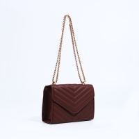 Сумка-мессенджер на магните, цвет коричневый