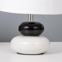 Настольная лампа "Баланс" Е14 40Вт бело-черный 17,5х17,5х23 см RISALUX