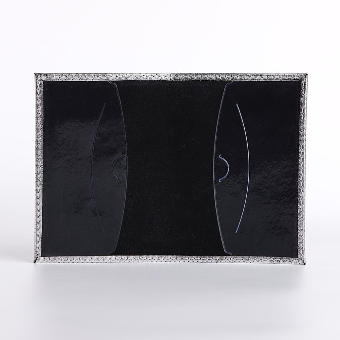Обложка для паспорта, цвет серебряный Обложка для паспорта, цвет серебряный
