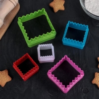 Набор форм для печенья Доляна &laquo;Квадрат&raquo;, 5 шт, 8&times;8&times;3,5 см, цвет МИКС