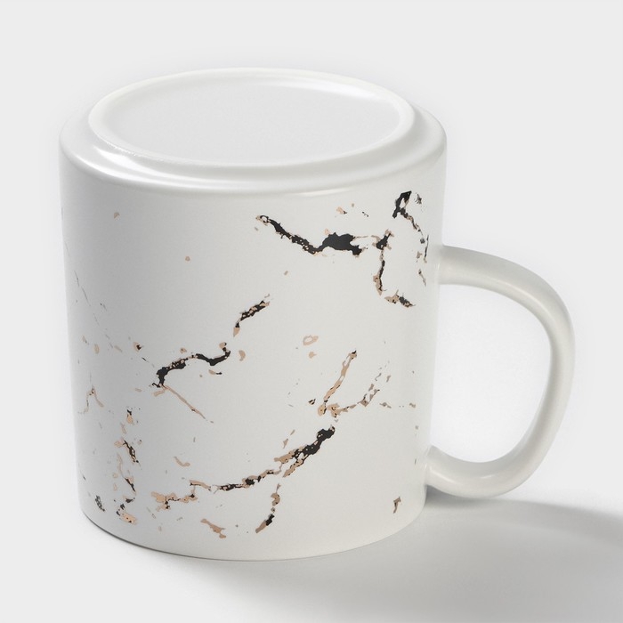 Кружка керамическая с ложкой &laquo;Белый мрамор&raquo;, 350 мл, цвет белый