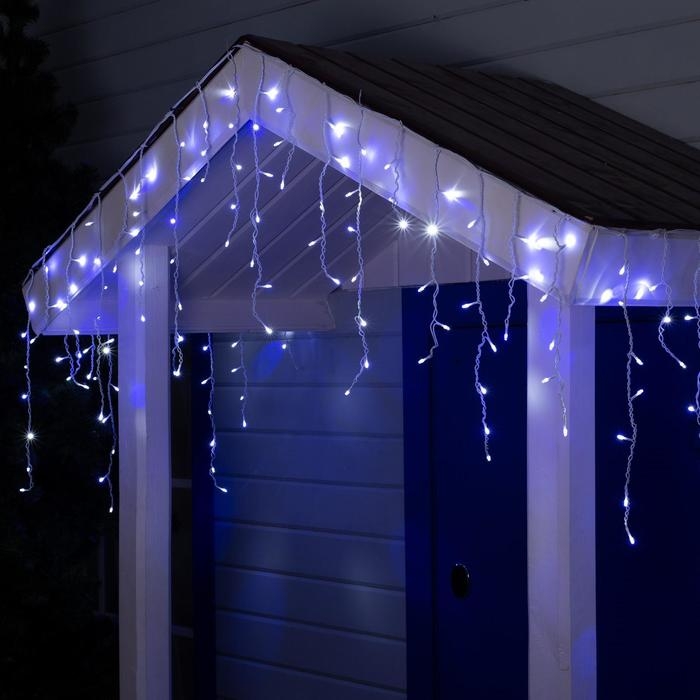 Гирлянда «Бахрома» 4 × 0.6 м, IP44, белая нить, 180 LED, свечение бело-синее, мигание, 220 В Гирлянда «Бахрома» 4 × 0.6 м, IP44, белая нить, 180 LED, свечение бело-синее, мигание, 220 В