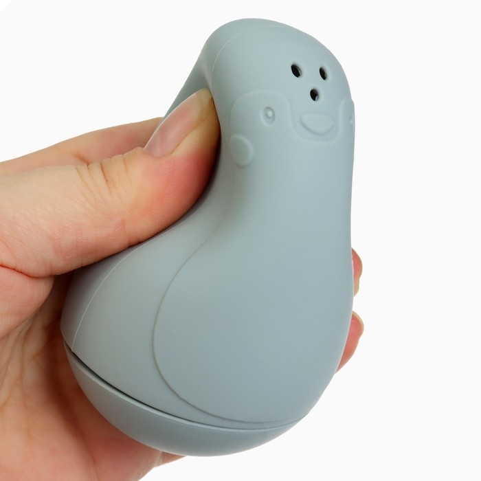 Игрушка для ванны «Пингвинчик-брызгалка», цвет МИКС, Mum&Baby Игрушка для ванны «Пингвинчик-брызгалка», цвет МИКС, Mum&Baby