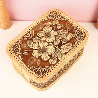 Батонница &laquo;Лилии&raquo;, на шарнире, 22,5&times;16&times;11 см, береста