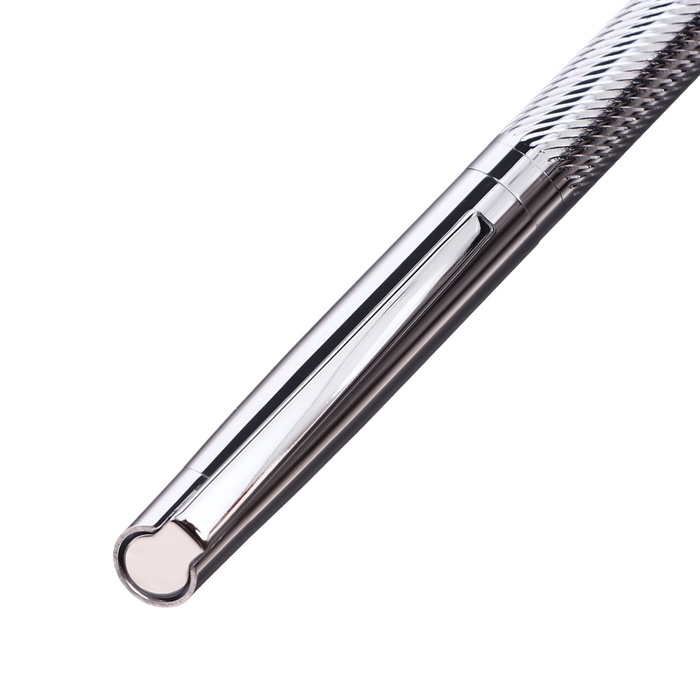 Ручка подарочная шариковая в кожзам футляре поворотная Карбон корпус серебро