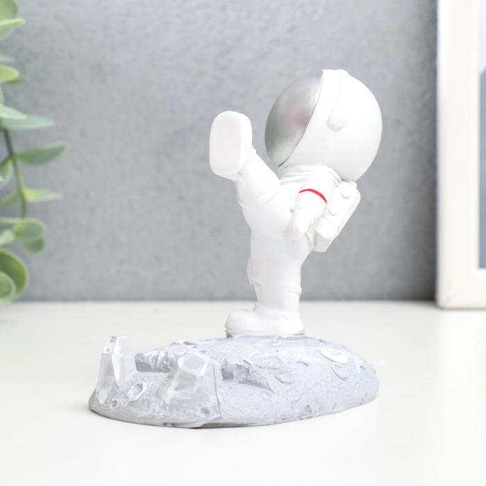 Сувенир полистоун подставка "Астронавт на Марсе" 9,5х9х7 см