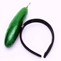 Карнавальный набор &laquo;Сочный огурчик&raquo;: накидка, ободок