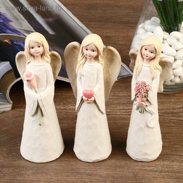 Сувенир полистоун "Ангел-девушка в белом платье с цветами/сердцем" МИКС 15,5х7х4,5 см