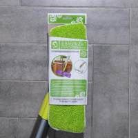 Швабра для мытья пола с распылителем Доляна, насадка из микрофибры 38&times;10 см, дополнительная насадка для мойки стёкол, ручка 120 см