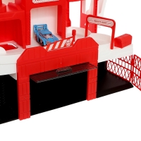 Парковка &laquo;Пожарный участок&raquo;, свет, звук, стреляет водой