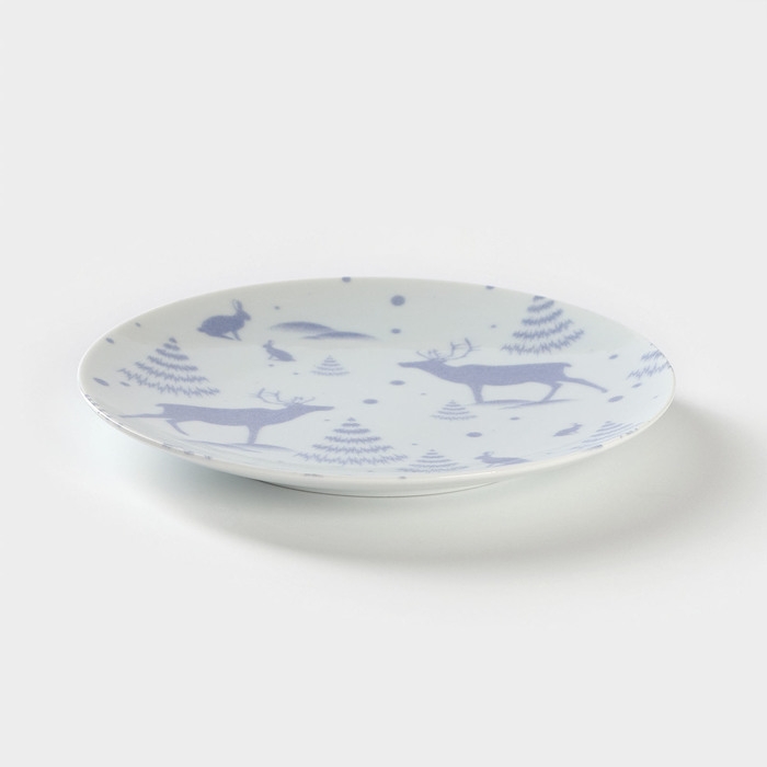 Тарелка фарфоровая &laquo;Зимний лес&raquo;, d=20 см, цвет белый