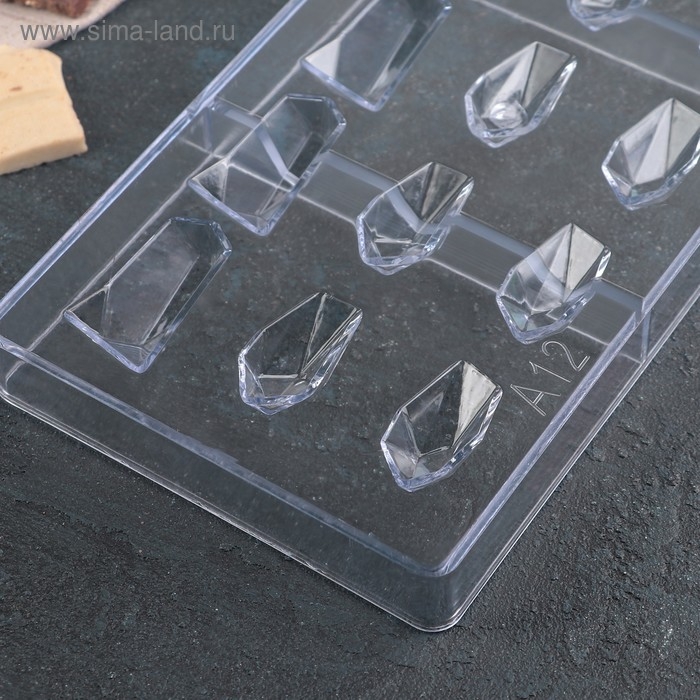 Форма для шоколада и конфет KONFINETTA «Драгоценные камни», 33×16,2 см, 16 ячеек, 2,5×3/4,5 см, цвет прозрачный Форма для шоколада и конфет KONFINETTA «Драгоценные камни», 33×16,2 см, 16 ячеек, 2,5×3/4,5 см, цвет прозрачный