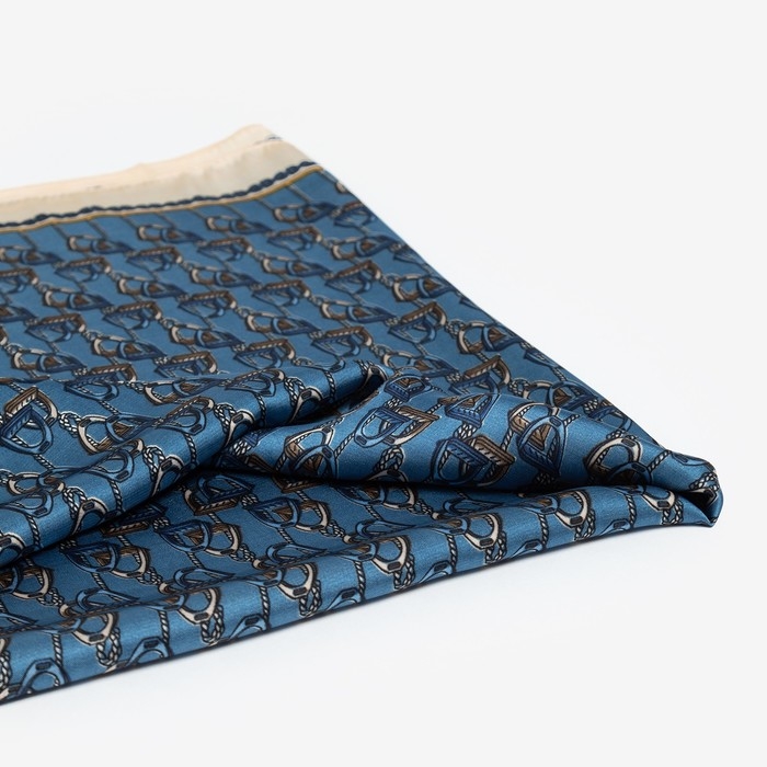 Платок женский MINAKU р-р 70*70 см, цвет синий Платок женский MINAKU р-р 70*70 см, цвет синий