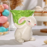 Подставка для яйца Доляна &laquo;Зайка в капусте&raquo;, 14,5&times;12&times;15,3 см, цвет белый